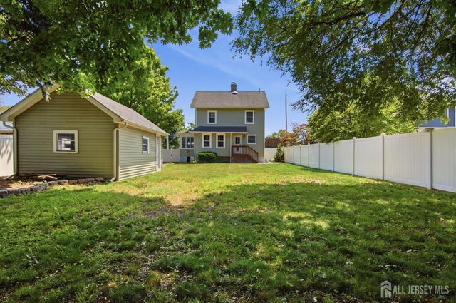 226 1st Street, Dunellen, NJ 08812