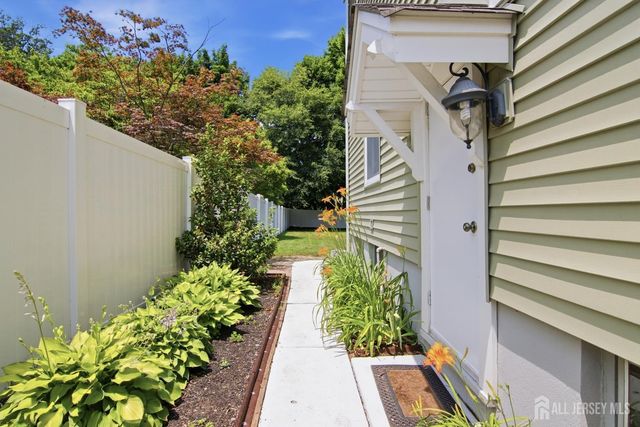 226 1st Street, Dunellen, NJ 08812