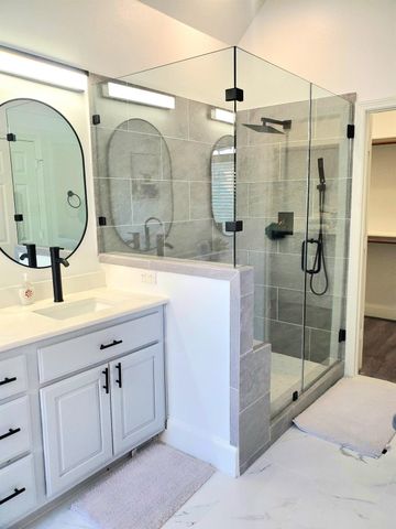 5250 Washington Avenue, Houston, TX 77007