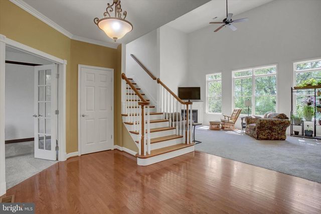 19110 WOODHILL DR, Hagerstown, MD 21742