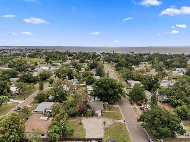 3963 NEPTUNE DRIVE SE, St Petersburg, FL 33705