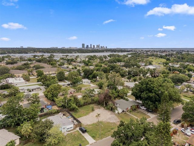 3963 NEPTUNE DRIVE SE, St Petersburg, FL 33705