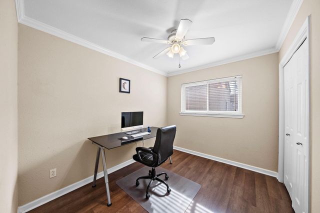 2221 N Belmont Drive, Richmond, TX 77469