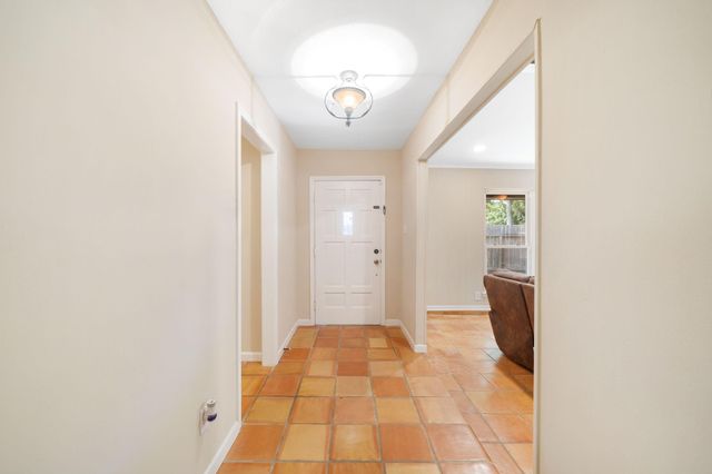 2221 N Belmont Drive, Richmond, TX 77469