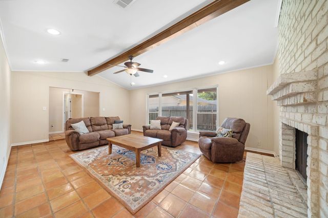 2221 N Belmont Drive, Richmond, TX 77469