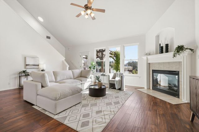 910 Vanguard ST, Austin, TX 78734