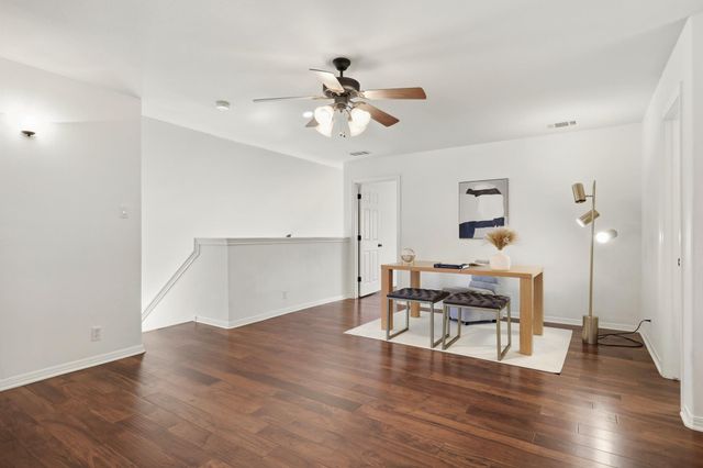 910 Vanguard ST, Austin, TX 78734