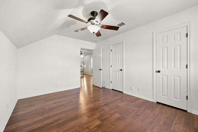 910 Vanguard ST, Austin, TX 78734