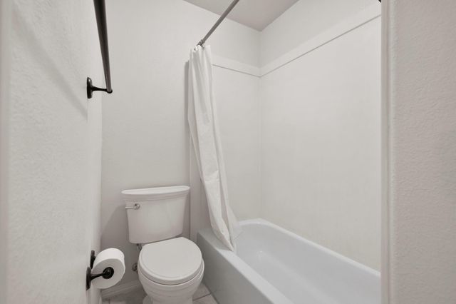 910 Vanguard ST, Austin, TX 78734