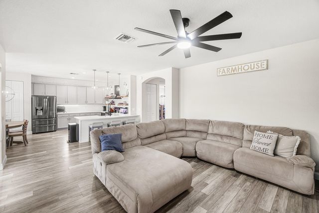 8091 Brigamar Isles Avenue, Boynton Beach, FL 33473