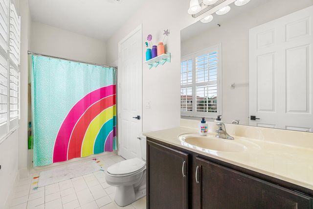 8091 Brigamar Isles Avenue, Boynton Beach, FL 33473