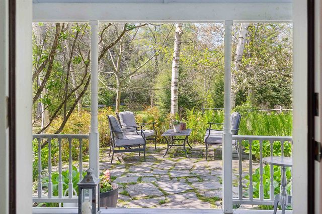 71 Old Oak Lane, Hartland, VT 05048