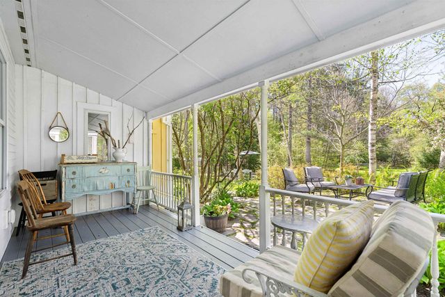 71 Old Oak Lane, Hartland, VT 05048