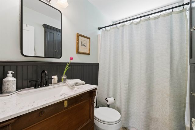 71 Old Oak Lane, Hartland, VT 05048