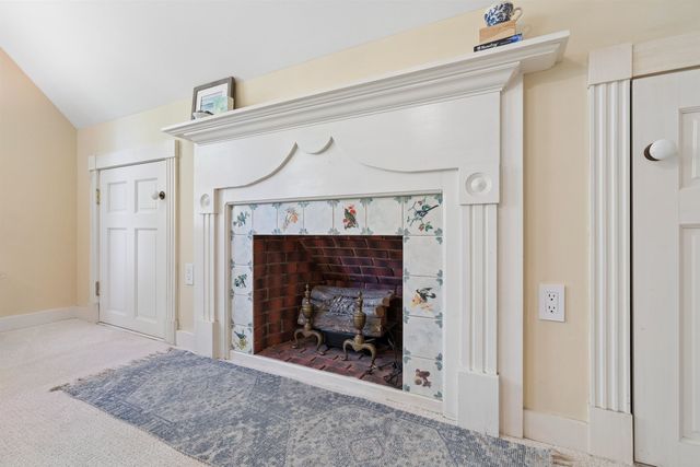 71 Old Oak Lane, Hartland, VT 05048