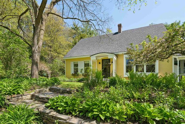 71 Old Oak Lane, Hartland, VT 05048