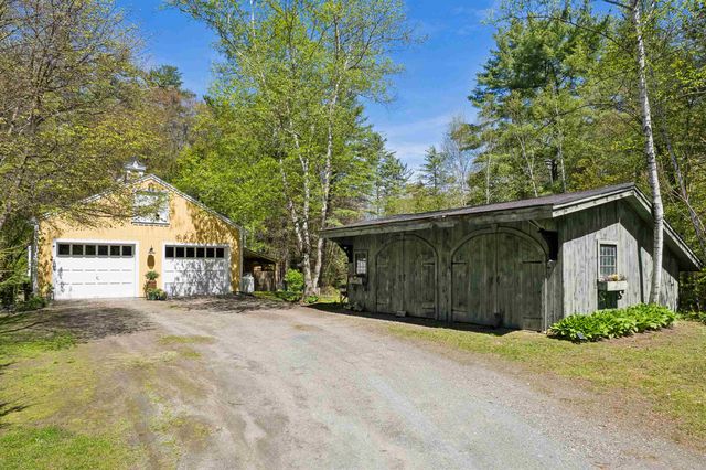 71 Old Oak Lane, Hartland, VT 05048