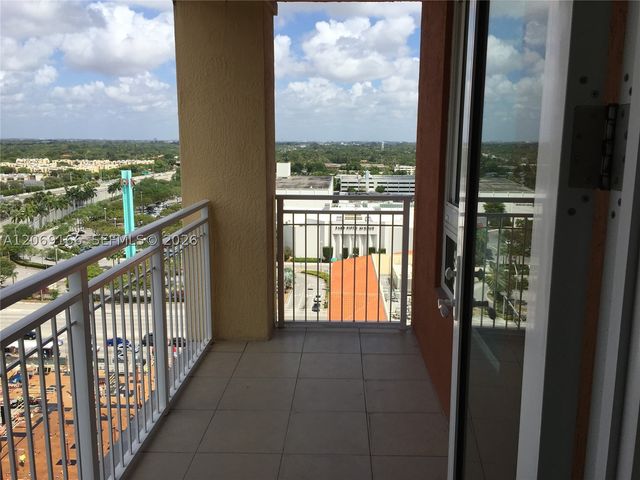 7350 SW 89th St 1611S, Miami, FL 33156