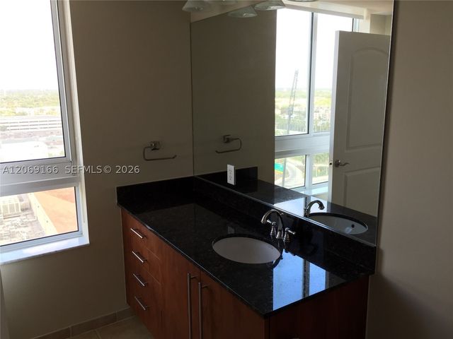7350 SW 89th St 1611S, Miami, FL 33156