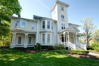 104 East Genesee Street, Skaneateles, NY 13152