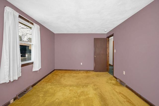 24 Williams Avenue, Wilmington, MA 01887