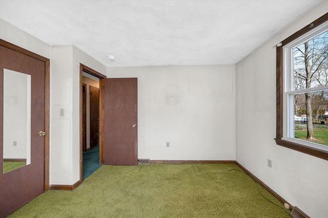 24 Williams Avenue, Wilmington, MA 01887