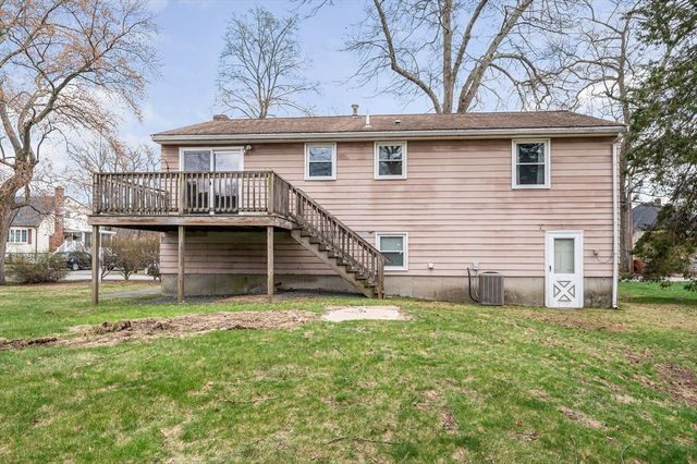 24 Williams Avenue, Wilmington, MA 01887