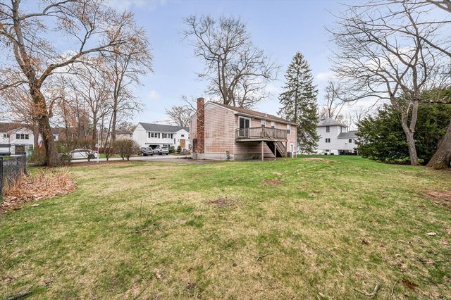 24 Williams Avenue, Wilmington, MA 01887