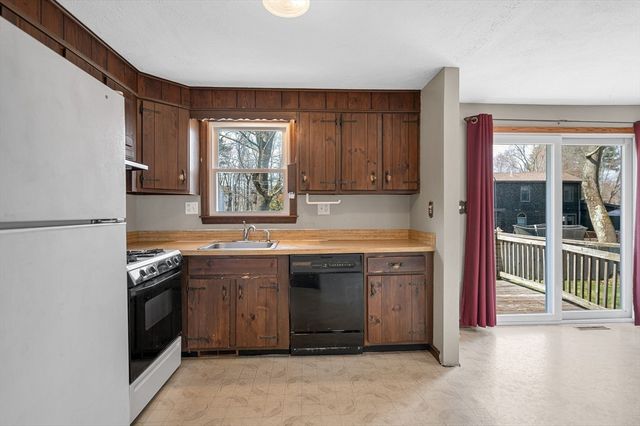 24 Williams Avenue, Wilmington, MA 01887