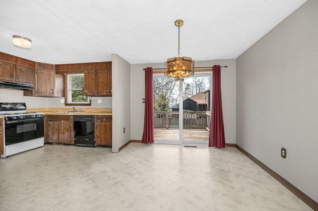 24 Williams Avenue, Wilmington, MA 01887