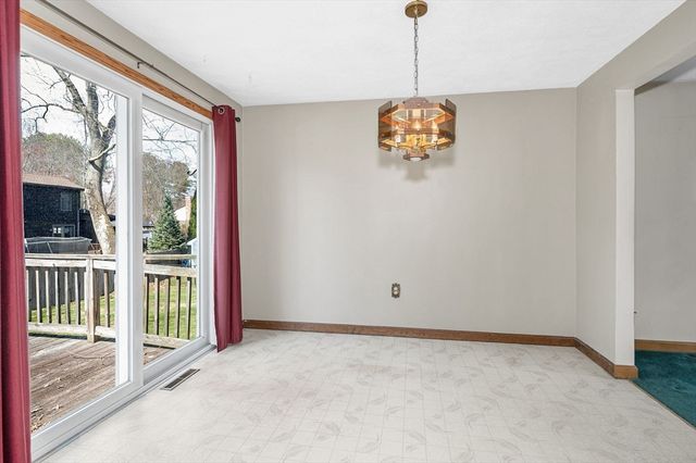 24 Williams Avenue, Wilmington, MA 01887