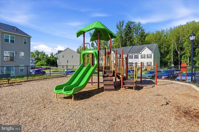 614 STREAMVIEW DR, Fredericksburg, VA 22405