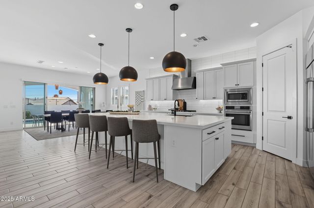 1837 E VILLA LINDA Drive, Phoenix, AZ 85024