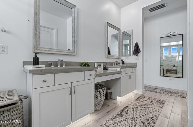 1837 E VILLA LINDA Drive, Phoenix, AZ 85024