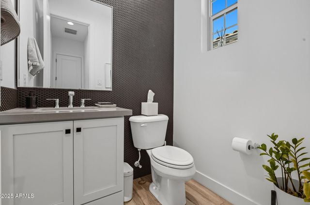 1837 E VILLA LINDA Drive, Phoenix, AZ 85024