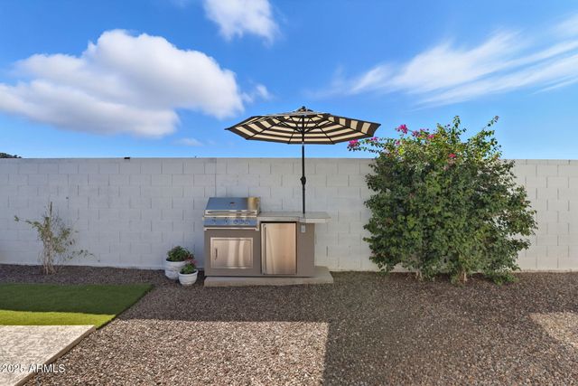 1837 E VILLA LINDA Drive, Phoenix, AZ 85024