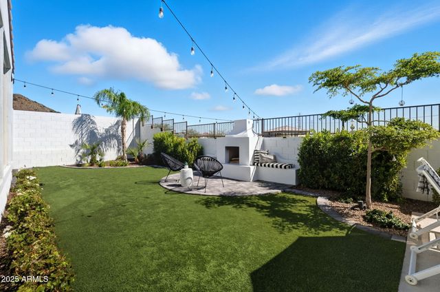 1837 E VILLA LINDA Drive, Phoenix, AZ 85024