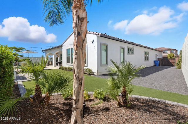 1837 E VILLA LINDA Drive, Phoenix, AZ 85024