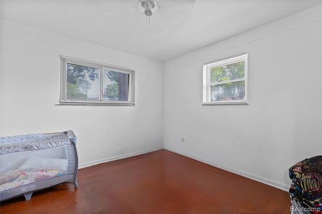 29150 Geraldine Court, Warren, MI 48093