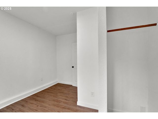 1330 HAWTHORNE St, Sweet Home, OR 97386