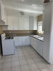 683 W 12th 2, San Pedro, CA 90731