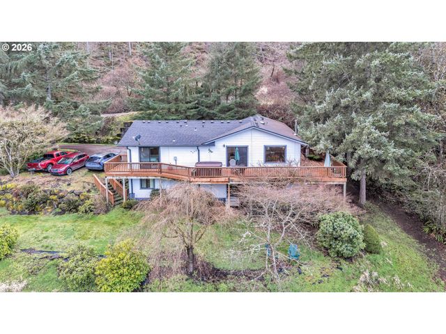 45723 Sw SADDLEBACK Dr, Gaston, OR 97119