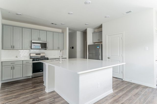 1621 Briar Hunt Drive, Forney, TX 75126