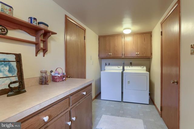 1508 ORANGE LN, Lebanon, PA 17046