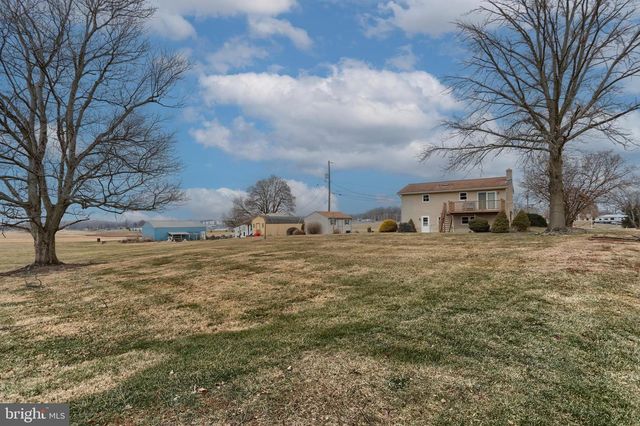 1508 ORANGE LN, Lebanon, PA 17046