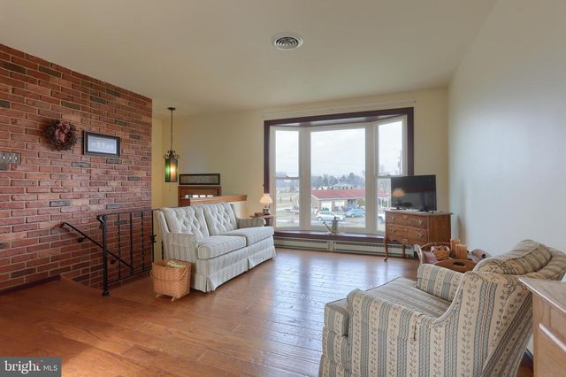 1508 ORANGE LN, Lebanon, PA 17046