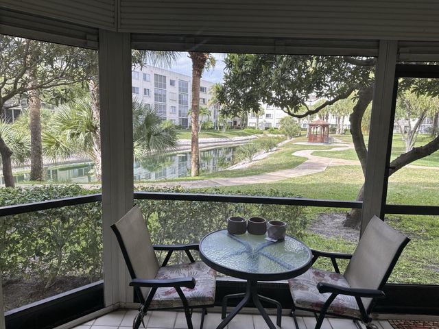 3138 Via Poinciana 114, Lake Worth, FL 33467