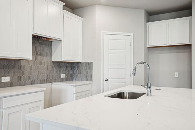 6017 Mockingbird Lodge Lane, Pearland, TX 77584