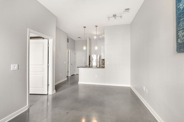 3000 Vanderbilt Pl Apt 122, Nashville, TN 37212