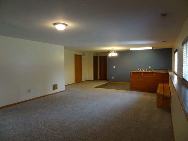 4602 E WILLOW POINT CT., Wichita, KS 67220